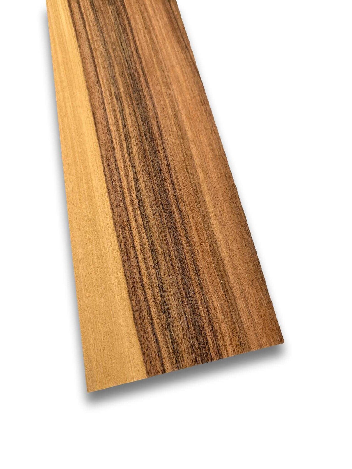 Santos Palissander houtfineer 120 x 10 cm met natuurlijke tekening en warme kleurschakeringen, ideaal voor meubelbekleding of restauratie.