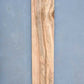 Langwerpig vel naturel Red gum (satijnnoten) fineer 140 x 15 cm, onbehandeld en zonder backing, geschikt voor marqueterie of renovatie.