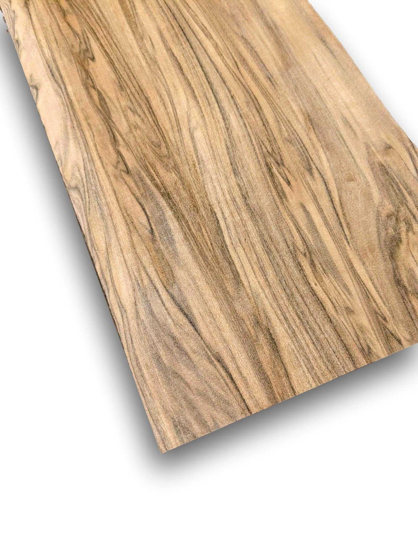 Red gum (satijnnoten) houtfineer 140x17 cm met natuurlijke tekening en warme houttinten, ideaal voor meubelbekleding of restauratie.