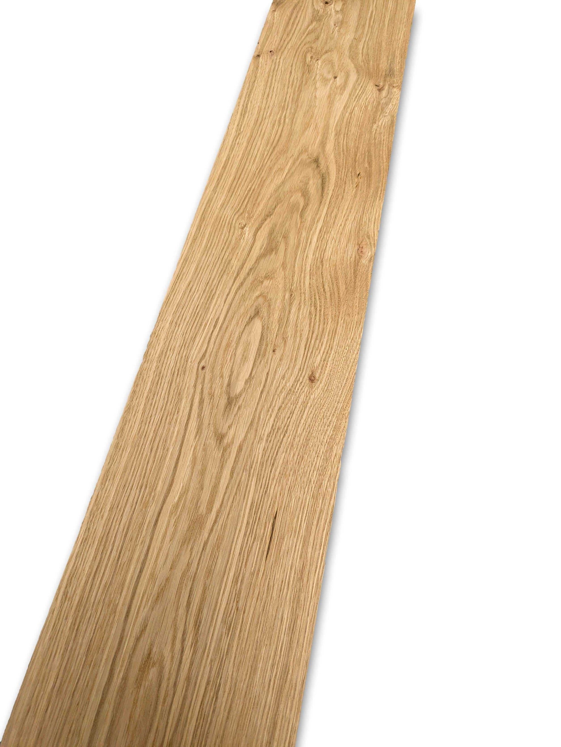 Losse strook eiken rustiek fineer 240x16 cm met natuurlijke houtnerf en knoesten, ideaal voor marqueterie en renovatie.