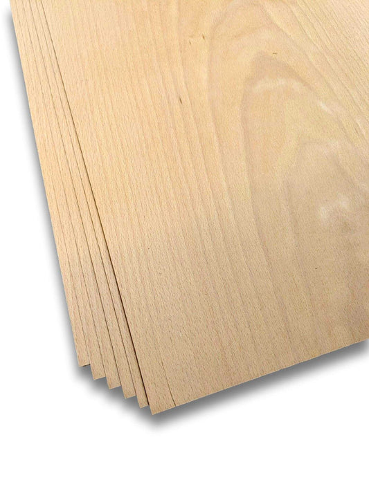 Beuken houtfineer 32 vellen 245 x 27 cm naturel en onbehandeld, geschikt voor meubelbekleding en restauratieprojecten.