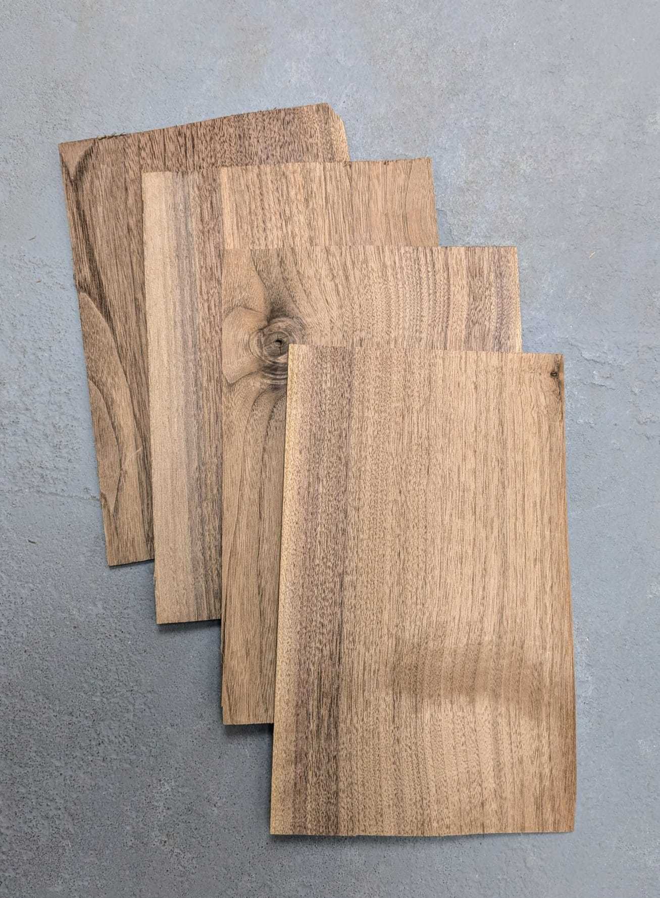 Nussbaum | 1,4 mm Sägefurnier| 25 x 15 cm