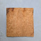 Vierkant vel naturel laurel (wortel) houtfineer 26x25 cm, geschikt voor renovatie, panelen en ambachtelijke houtbewerking.