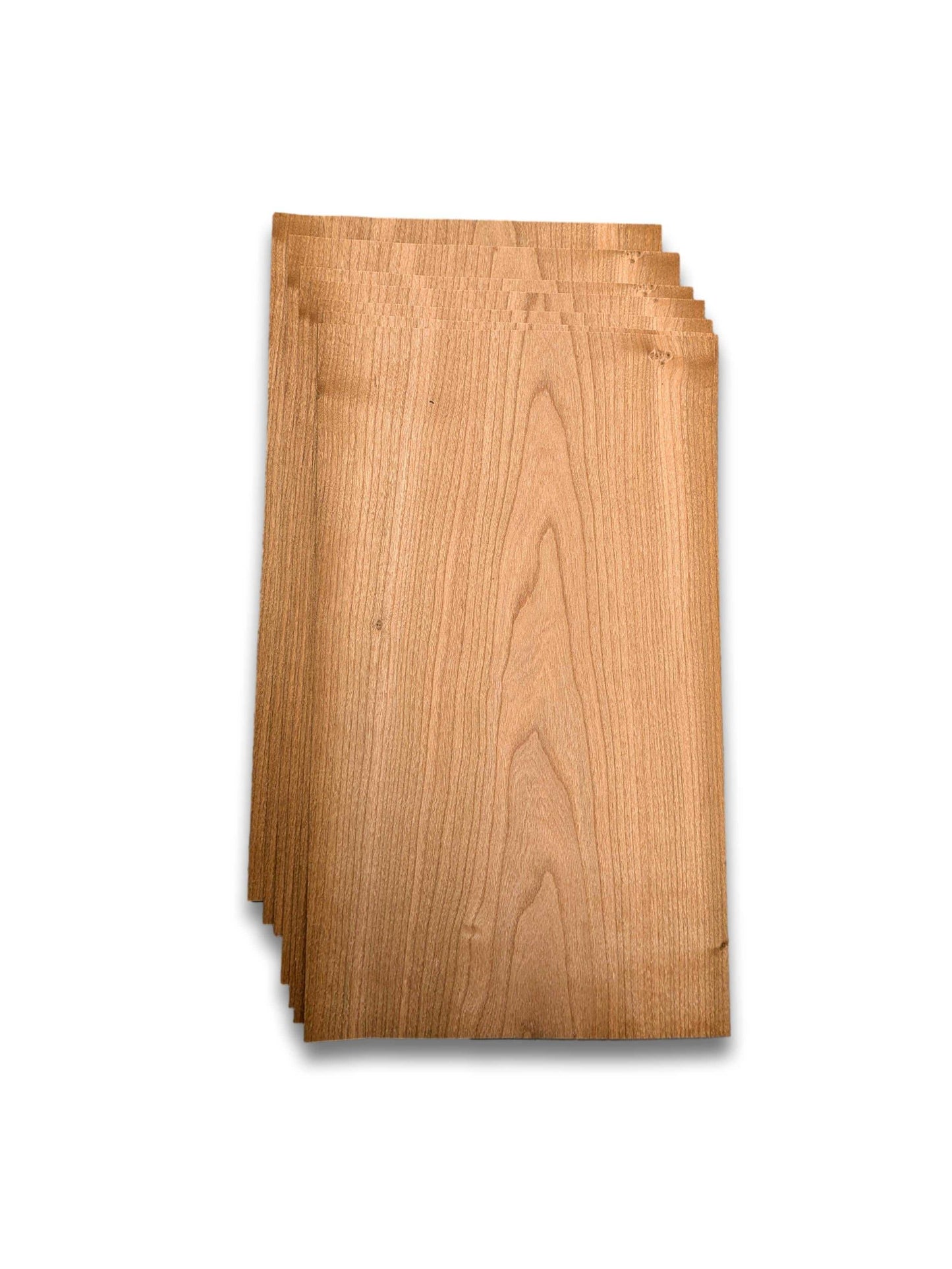 Bundel van 7 onbehandelde kersen fineervellen 35 x 20 cm, geschikt voor marqueterie en creatieve houtbewerking.